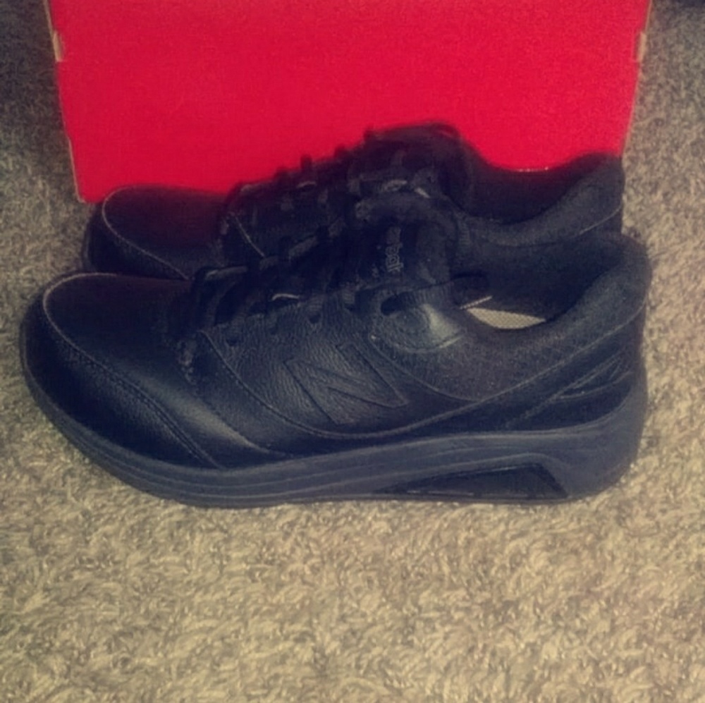 NEW Nike NB 928V3